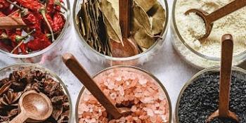调味品企业销量增长遇瓶颈？大厨成为突破新风口，打破调味品批发增长困局